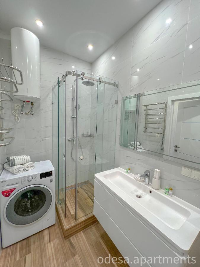 Sea View Sky 15 Apartments Одеса Екстериор снимка